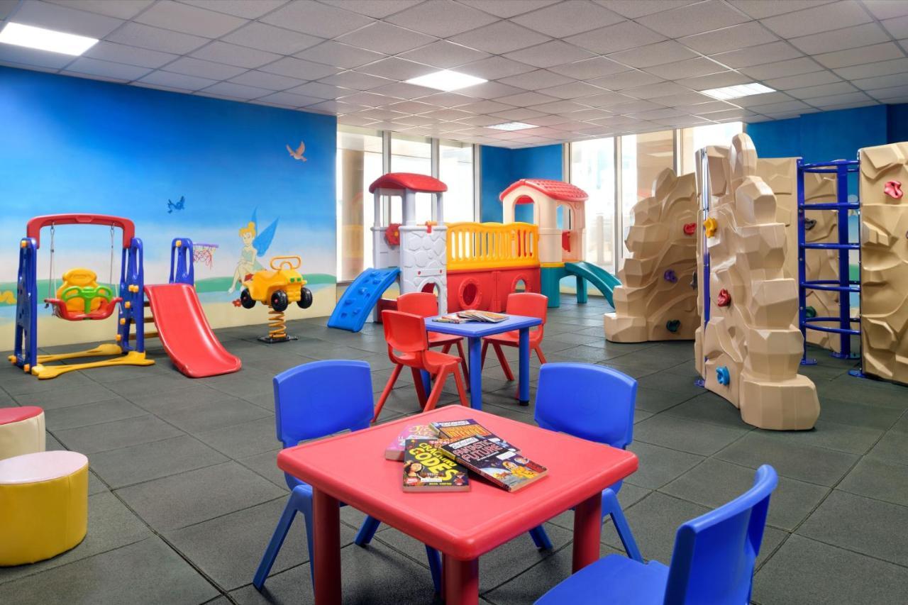 Marriott Executive Apartments Manama, Bahrain Esterno foto A playroom at a nursery