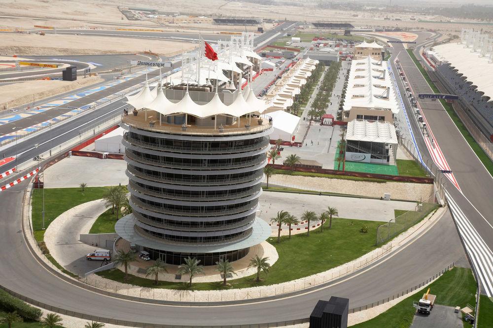 Marriott Executive Apartments Manama, Bahrain Esterno foto Yas Viceroy Hotel